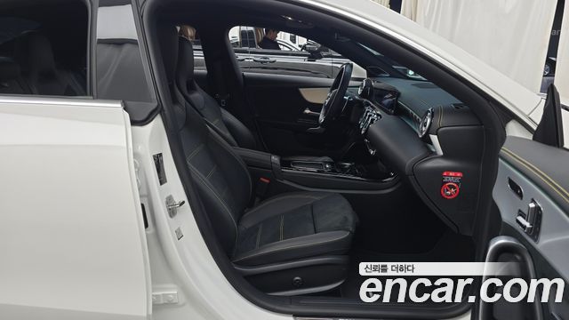 Mercedes-Benz CLA-Class 2025 — photo 16