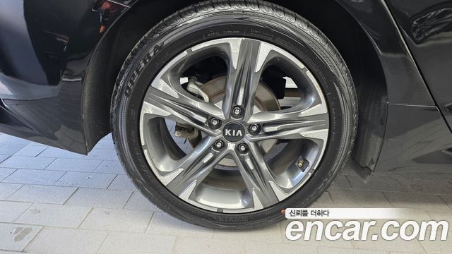 Kia K5 2020 — photo 5