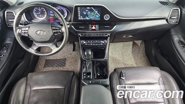 Hyundai Grandeur 2017 — photo 10