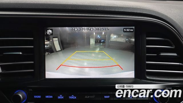Hyundai AVANTE 2020 — photo 15