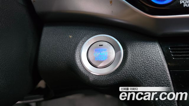 Hyundai AVANTE 2020 — photo 18