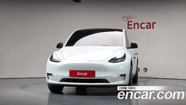 Tesla Model Y 2022 — photo 3
