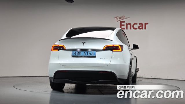 Tesla Model Y 2022 — photo 4