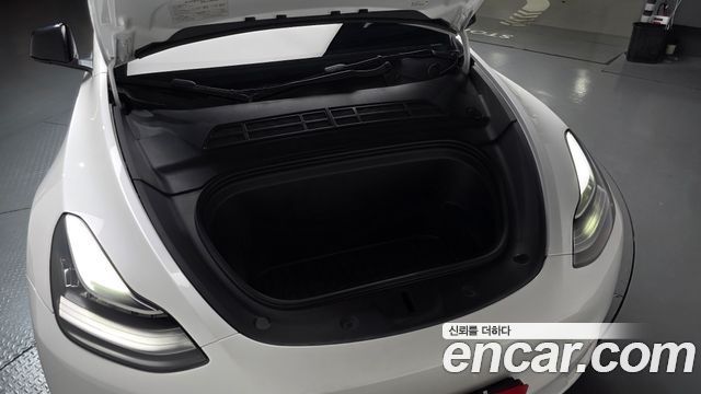 Tesla Model Y 2022 — photo 6