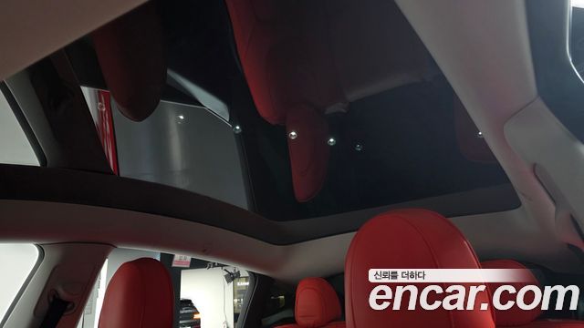 Tesla Model Y 2022 — photo 25