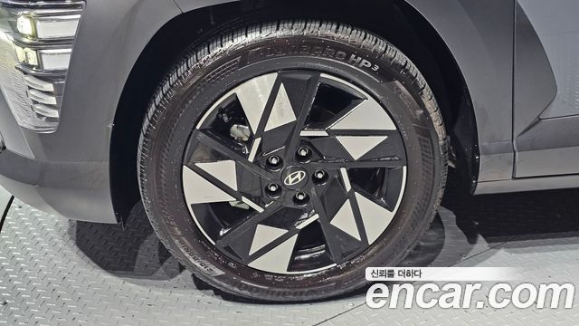 Hyundai Kona 2023 — photo 5