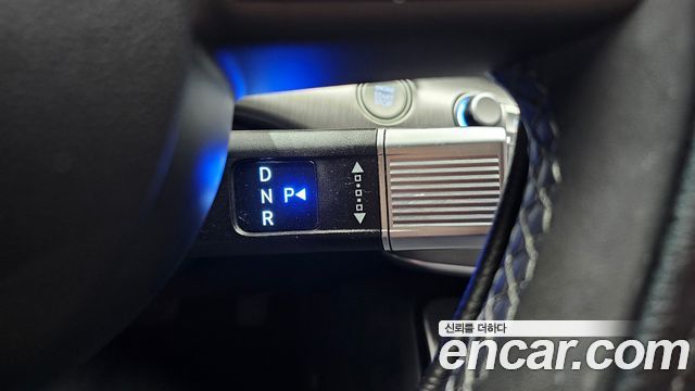 Hyundai Kona 2023 — photo 12
