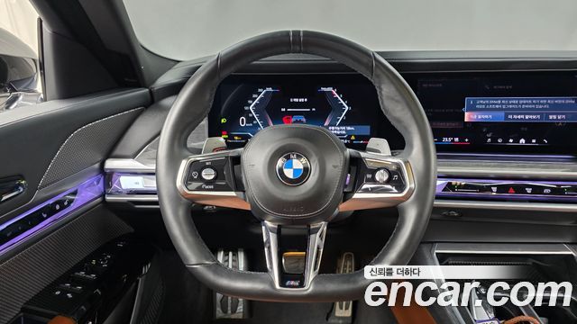 BMW 7-Series 2024 — photo 18