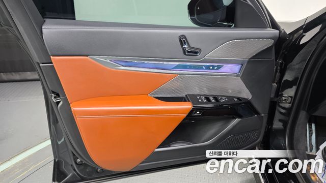 BMW 7-Series 2024 — photo 14