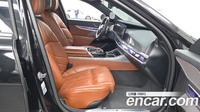 BMW 7-Series 2024 — photo 16