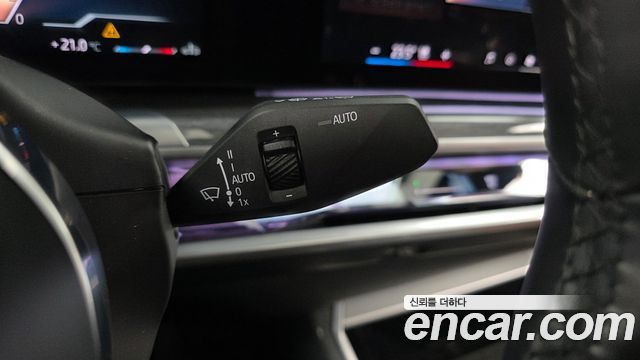 BMW 7-Series 2024 — photo 27