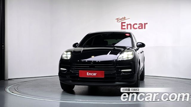 Porsche Macan 2019 — photo 3