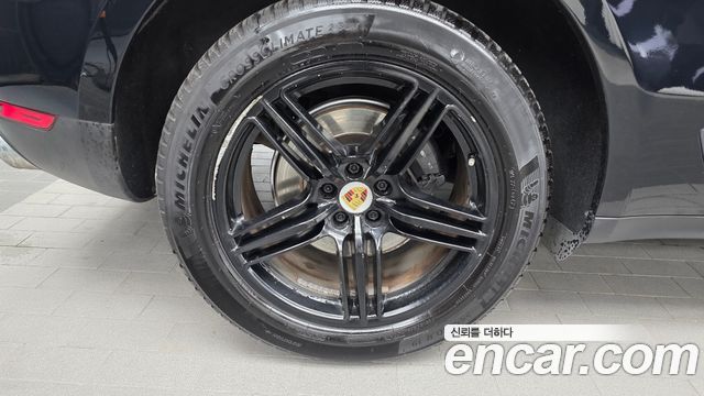 Porsche Macan 2019 — photo 5