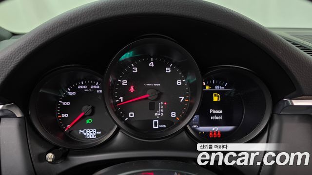 Porsche Macan 2019 — photo 8