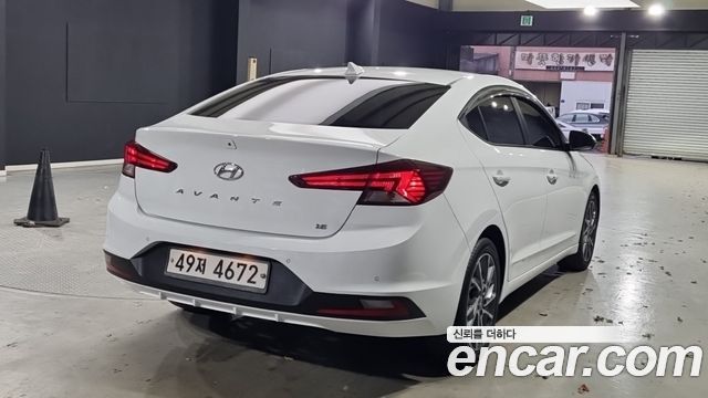 Hyundai AVANTE 2019 — photo 2