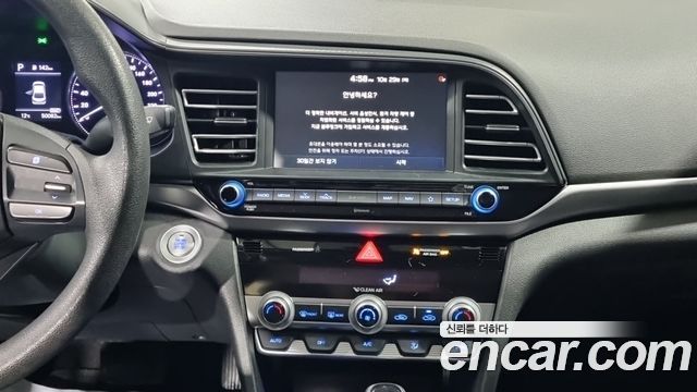 Hyundai AVANTE 2019 — photo 13