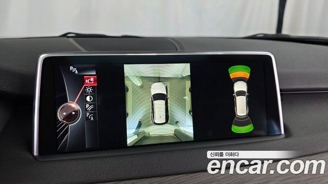 BMW X5 2016 — photo 15