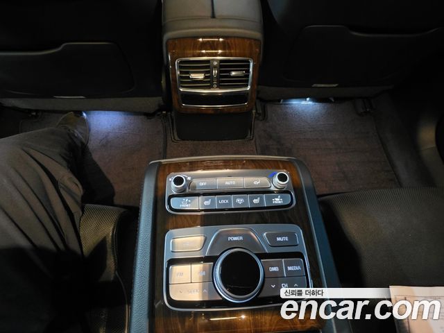 Kia K9 2020 — photo 11