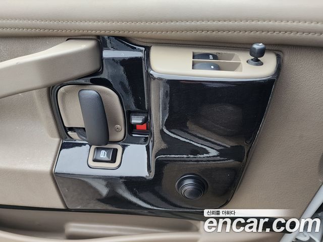 GMC Savana 2020 — photo 13