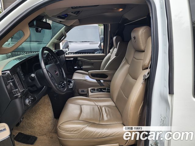 GMC Savana 2020 — photo 20