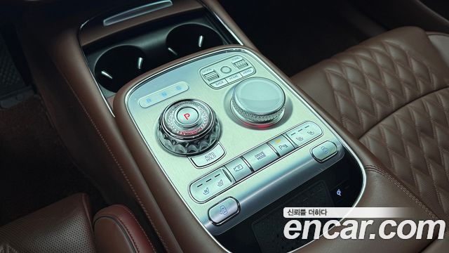 Genesis G90 2022 — photo 18