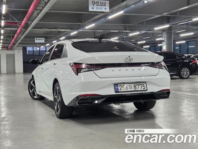 Hyundai AVANTE 2023 — photo 4