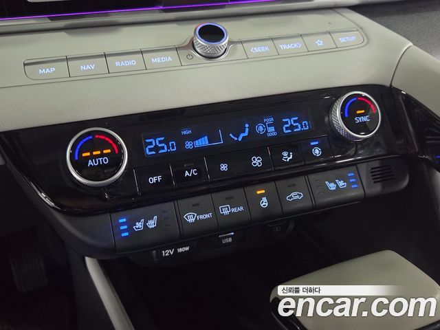 Hyundai AVANTE 2023 — photo 11