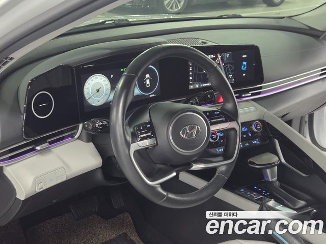 Hyundai AVANTE 2023 — photo 14