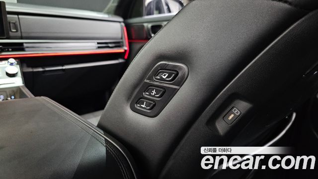 Hyundai Santafe 2024 — photo 35