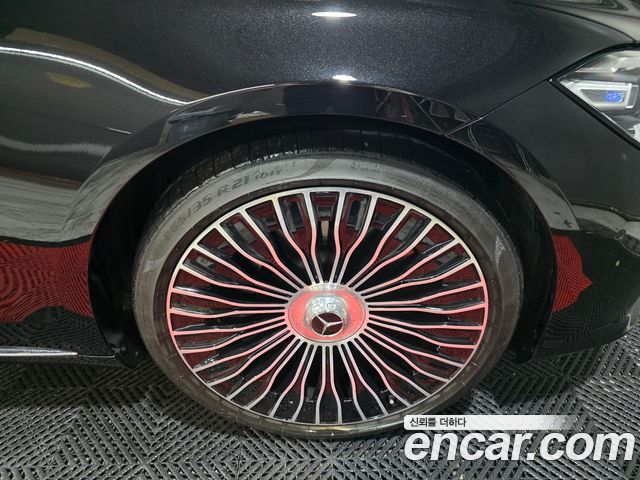 Mercedes-Benz S-Class 2023 — photo 20
