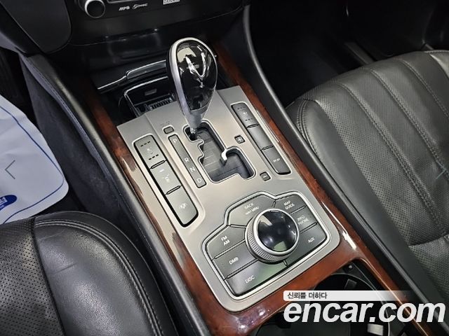 Hyundai Equus 2012 — photo 8