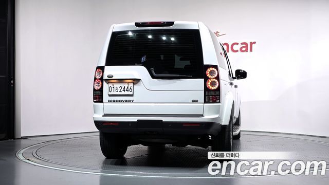 Land Rover Discovery 2014 — photo 4