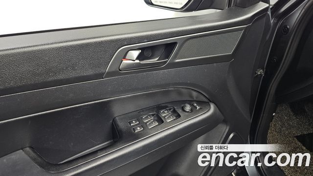 KG Mobility Rexton 2021 — photo 31