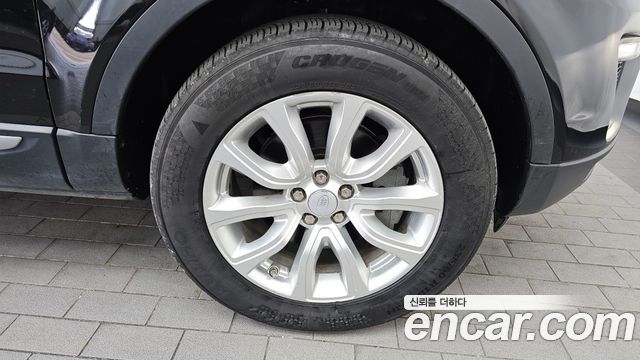 Land Rover Range Rover Evoque 2018 — photo 7