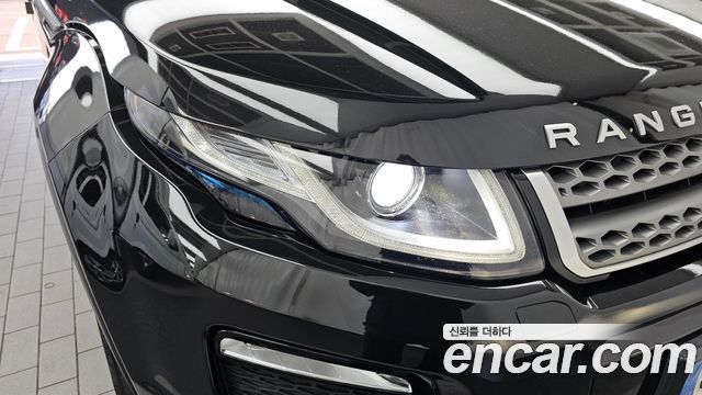 Land Rover Range Rover Evoque 2018 — photo 8
