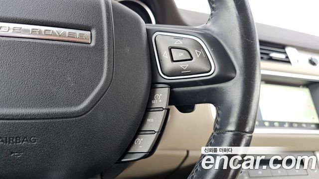 Land Rover Range Rover Evoque 2018 — photo 30