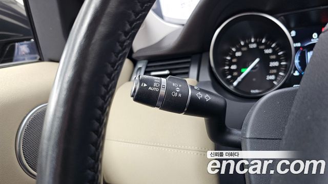 Land Rover Range Rover Evoque 2018 — photo 34