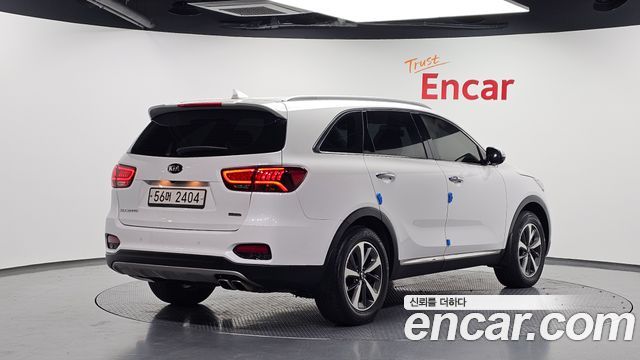 Kia Sorento 2019 — photo 2