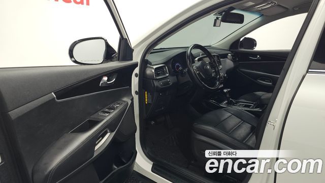 Kia Sorento 2019 — photo 13