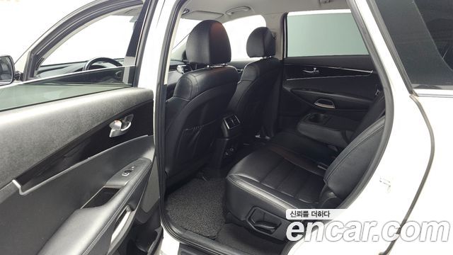 Kia Sorento 2019 — photo 18