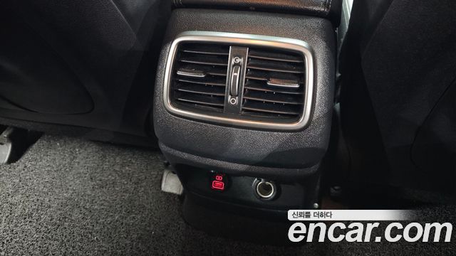 Kia Sorento 2019 — photo 32