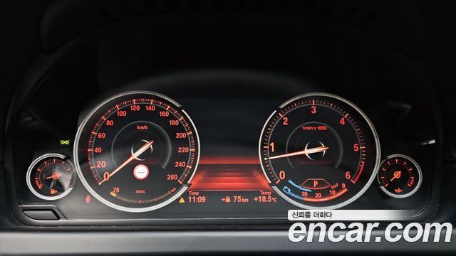 BMW 6-Series 2014 — photo 11