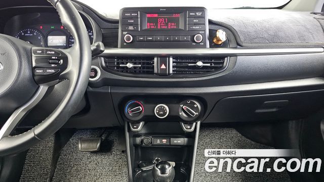 Kia morning 2018 — photo 16