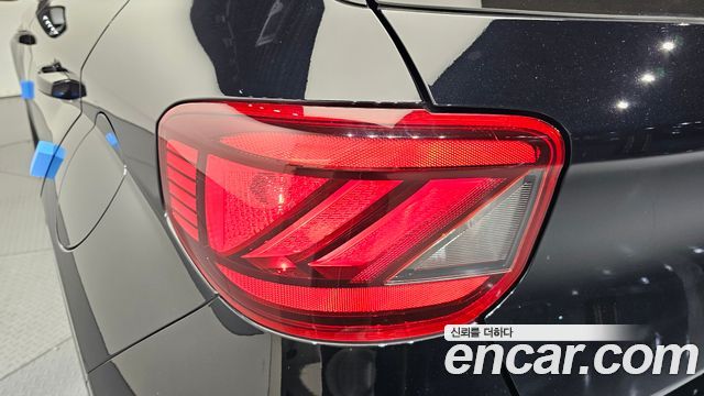 Hyundai Venue 2023 — photo 9