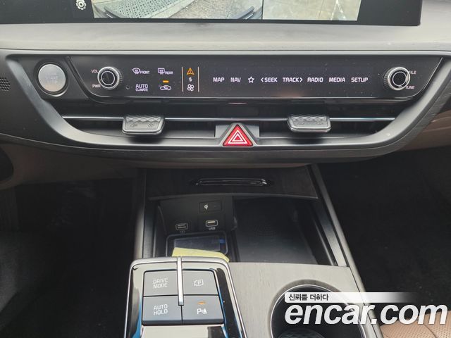 Kia K8 2022 — photo 16