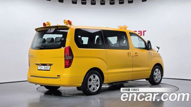 Hyundai Starex 2020 — photo 2