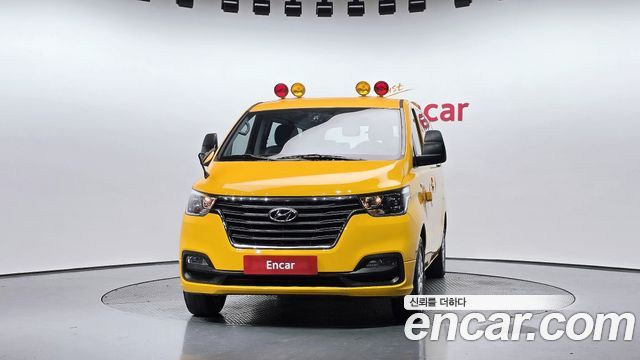 Hyundai Starex 2020 — photo 3