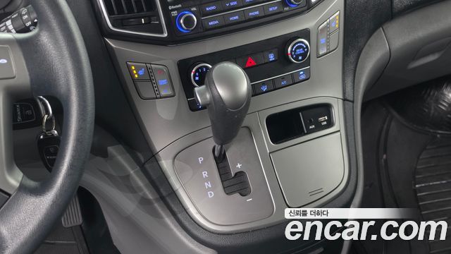Hyundai Starex 2020 — photo 9
