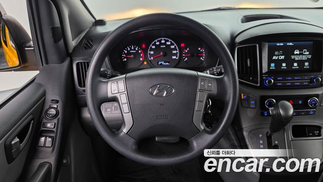 Hyundai Starex 2020 — photo 12