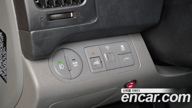 Hyundai Starex 2020 — photo 15